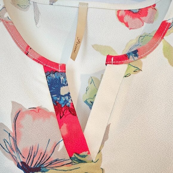 Primi Blouse Beautiful floral Med - Picture 2 of 8